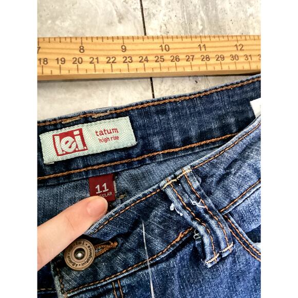 Lei Youth Girls Tatum Button Fly High Rise Blue Denim Jean Shorts Size 11 - Picture 2 of 3